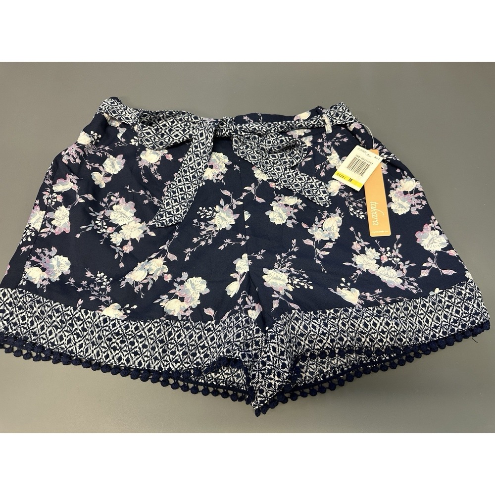 NWT Women's M Takara Floral Pull-On Blue Lined Elastic Waist Shorts With Belt